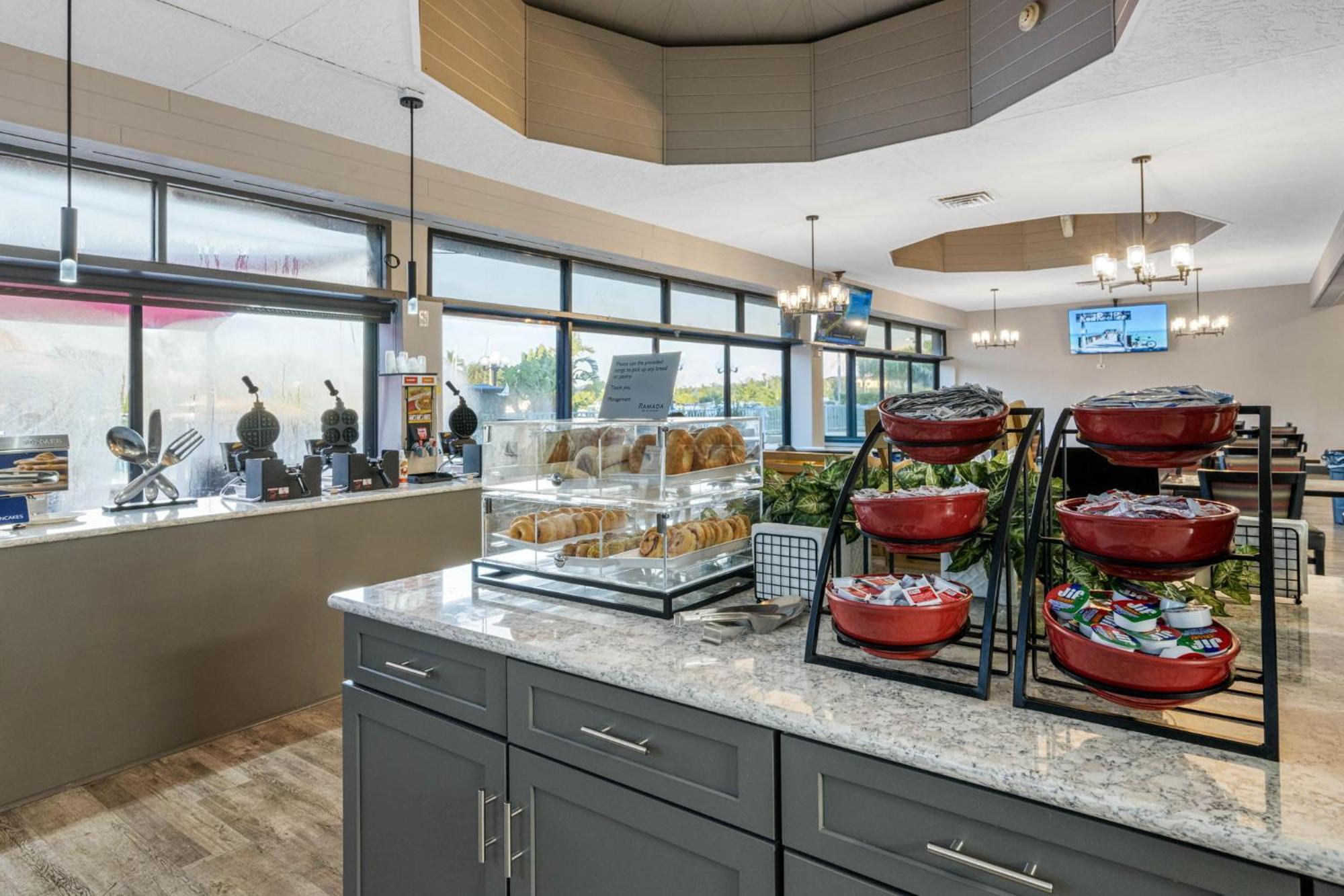 South Bradenton Bay Breeze 아파트 호텔 외부 사진