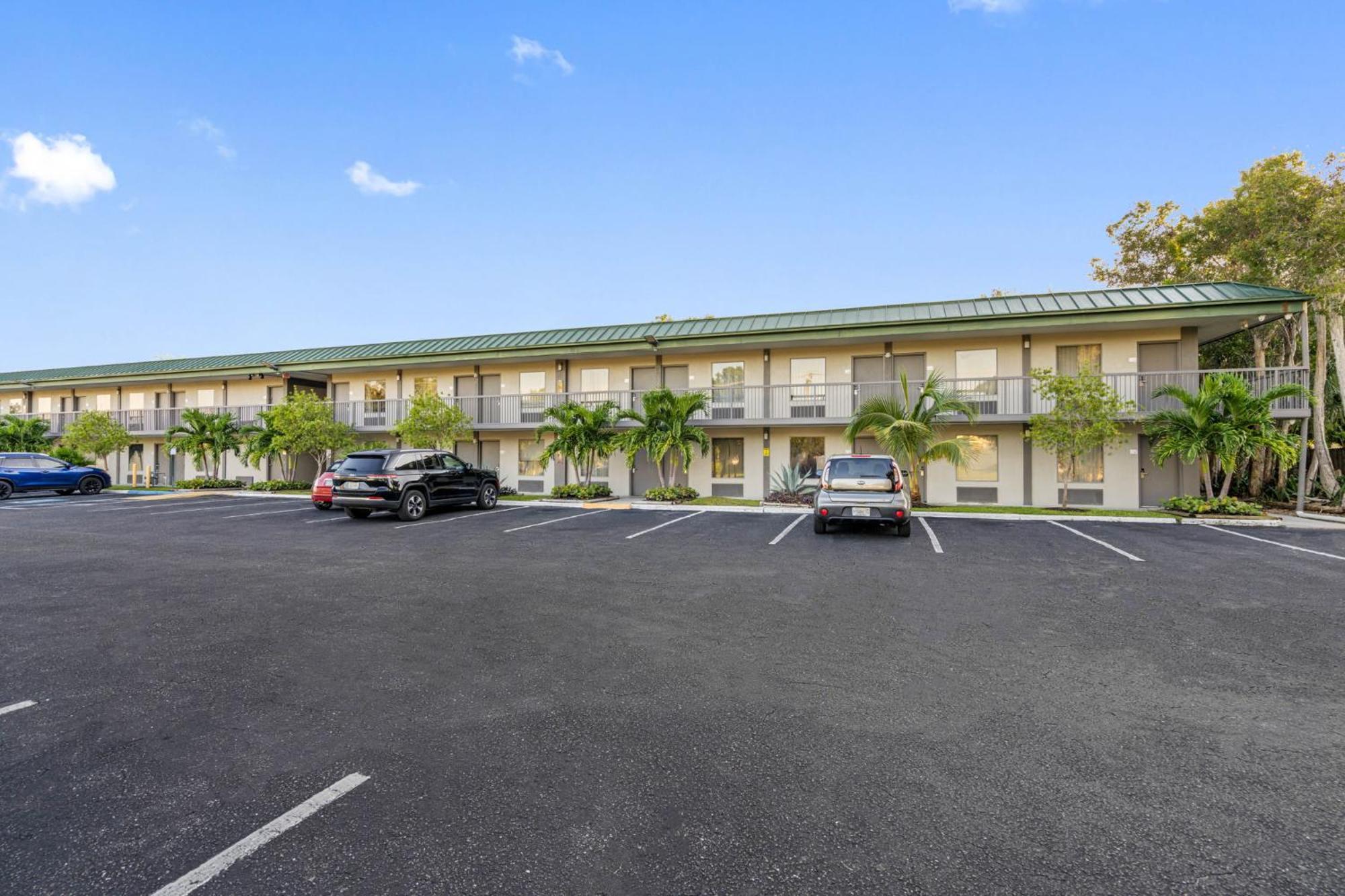 South Bradenton Bay Breeze 아파트 호텔 외부 사진